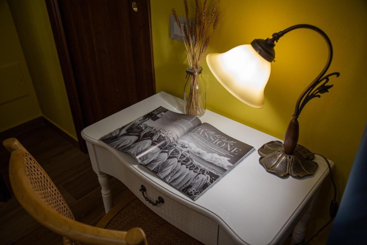 Il Palchetto B&B Di Charme E Design Palermo Luaran gambar